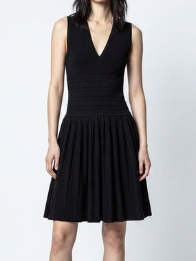 Yigal Azrouël Black Sleeveless V-Neck Pleated Fit & Flare Knit Mini Dress Size S